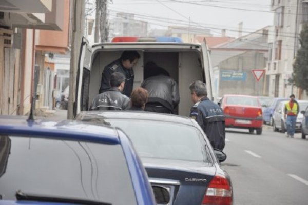 Poliţistul de frontieră acuzat de uciderea colegului său a fost arestat preventiv